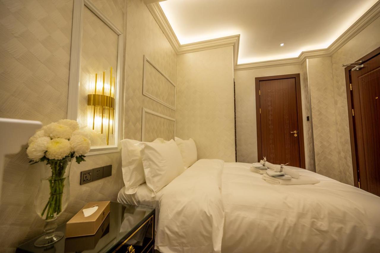 A Residence @ Between Hilton & Cititel Hotel Kota Kinabalu Exteriör bild