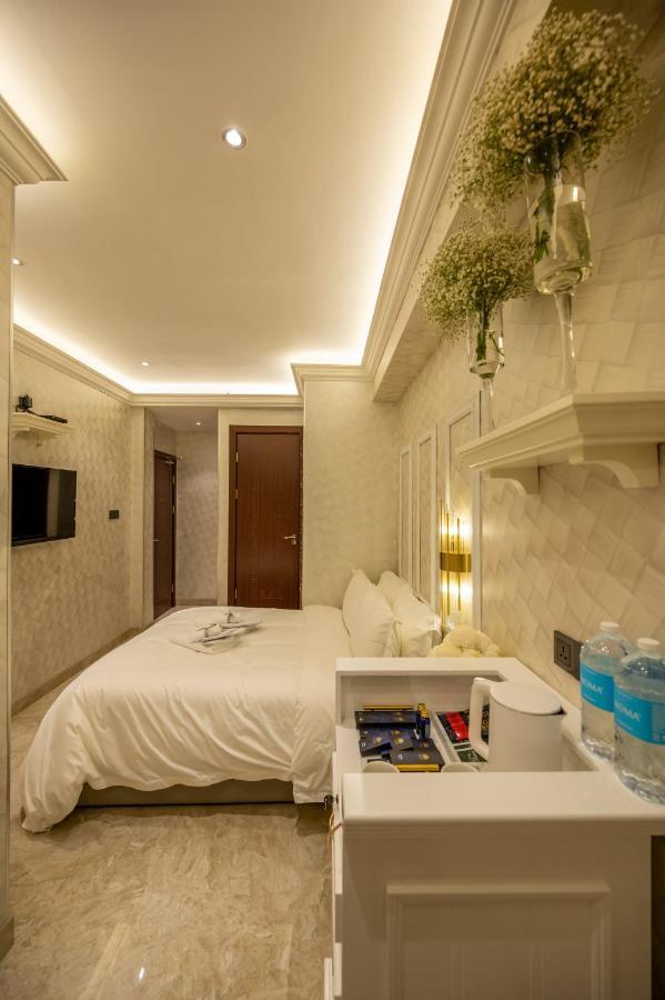 A Residence @ Between Hilton & Cititel Hotel Kota Kinabalu Exteriör bild